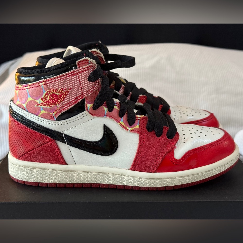 Jordan 1 Retro High OG Spider Man Across the Spider Verse